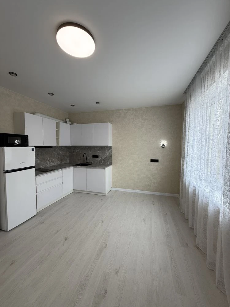 Продам 1-кімнатну квартиру | 30 м² | новий ремонт | меблі та техніка