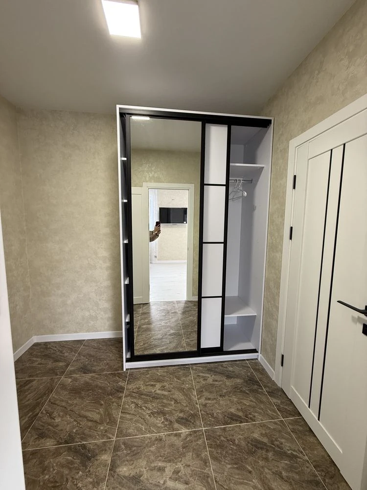 Продам 1-кімнатну квартиру | 30 м² | новий ремонт | меблі та техніка