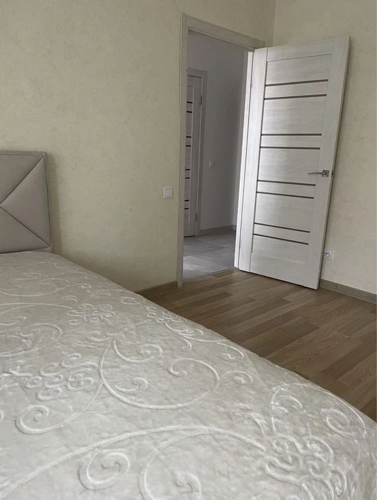 Однокімнатна кватира з сучасним ремонтом в хорошому районі!