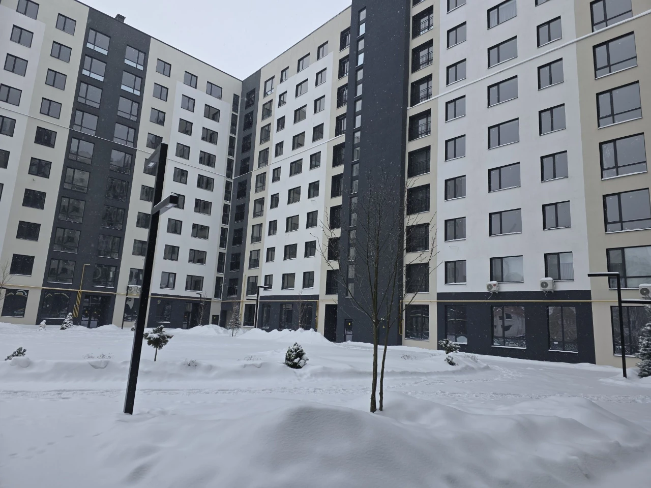 Продам 1 кімнатну квартиру в м. Буча.  Можна під сертифікат,