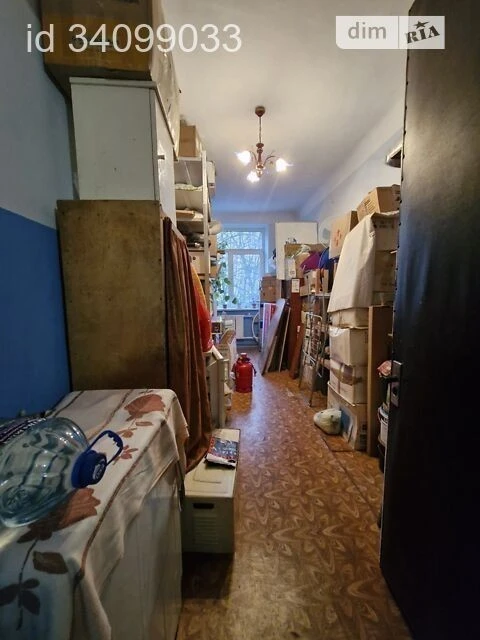 Room for sale 19.8 sq. m. on Serhiy Berehovoy St. 16/14 •