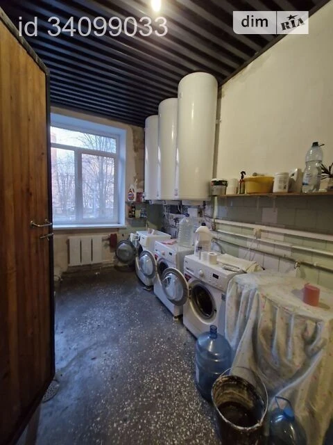 Room for sale 19.8 sq. m. on Serhiy Berehovoy St. 16/14 •
