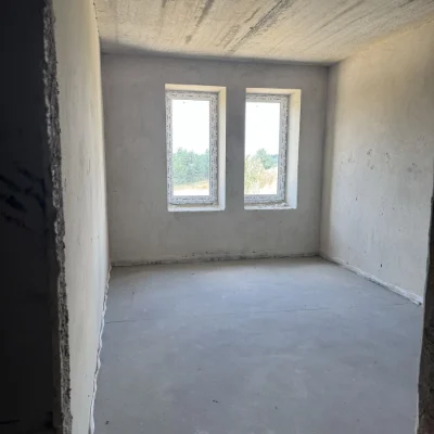 Однокімнатна ГОТОВА продам