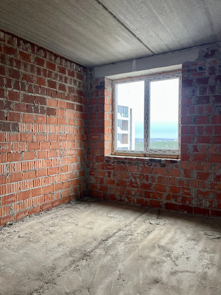 Квартира з газом. Поруч парк.