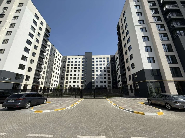 Продаж 2-кімнатної квартири в ЖК Континент Рей, Буча
