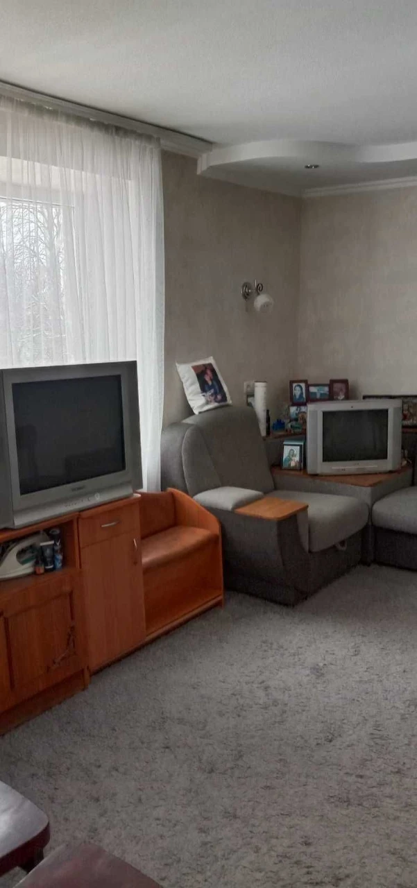 Продам 2к. квартиру у місті Люботин