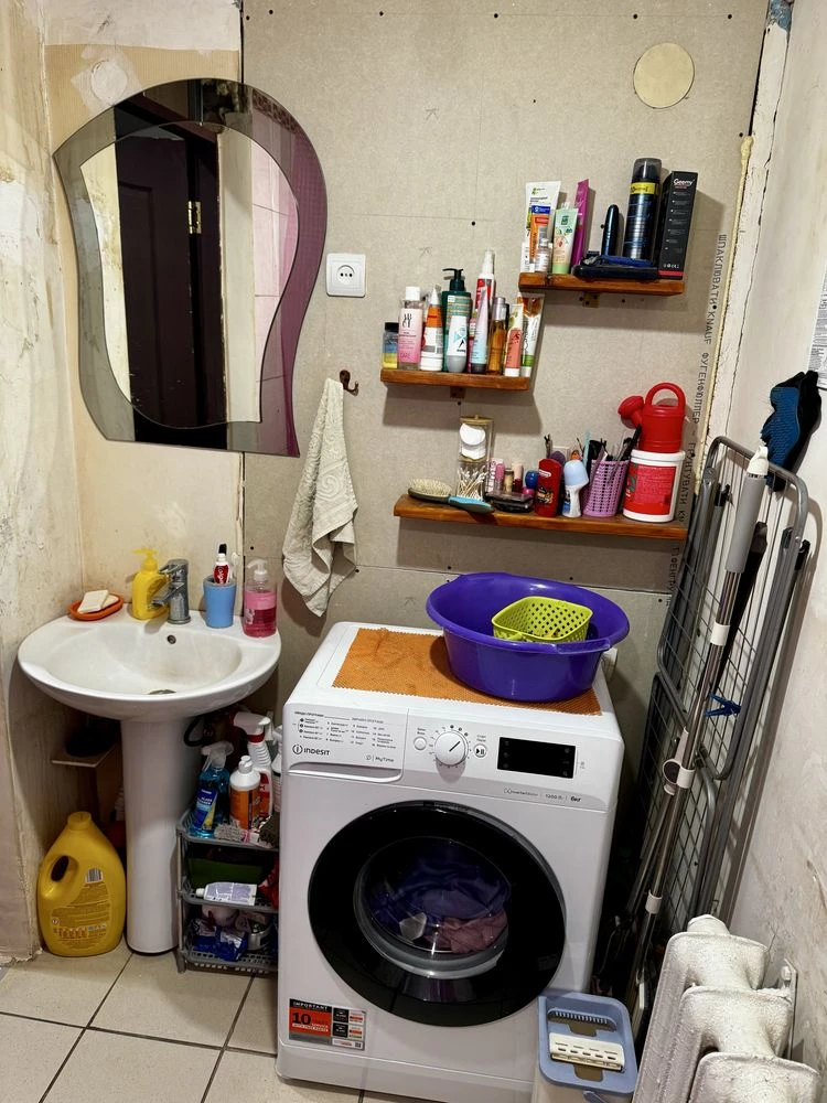 Продам 1 кімнатну квартиру в місті Люботин