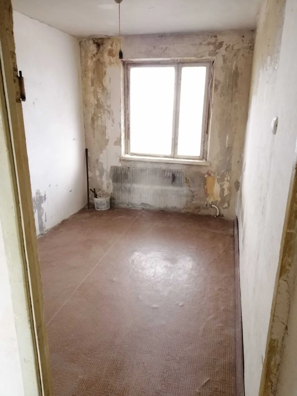 м. Березань, Броварський р-н, 3-к. квартира під ремонт, 2400