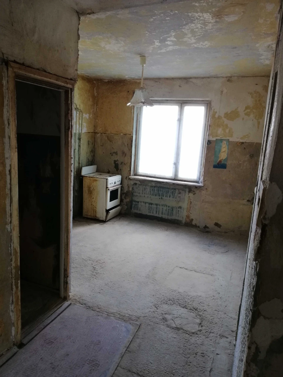 м. Березань, Броварський р-н, 3-к. квартира під ремонт, 2400