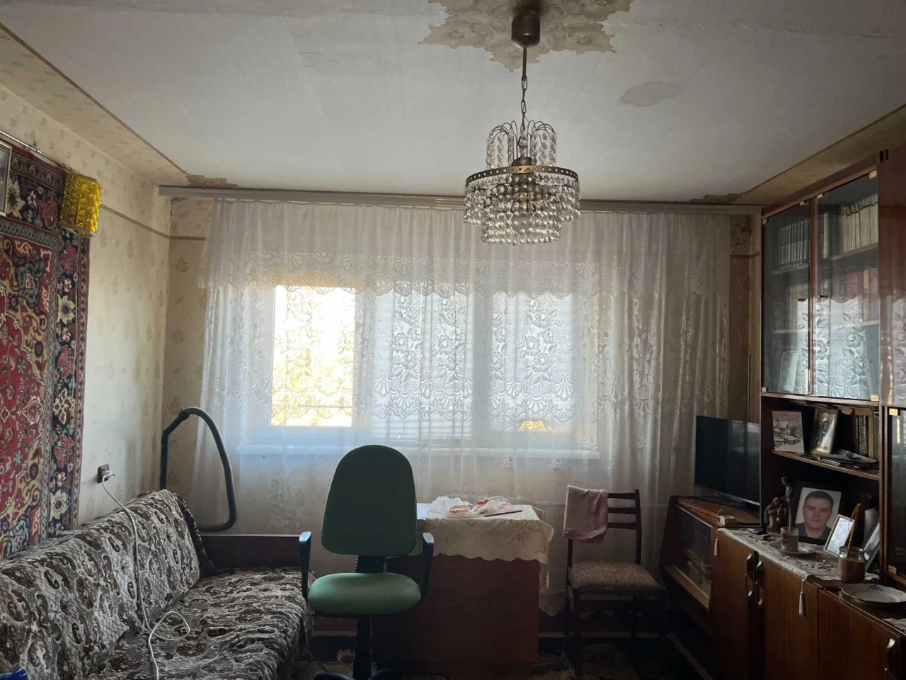 Продається трикімнатна квартира Процишина б.9