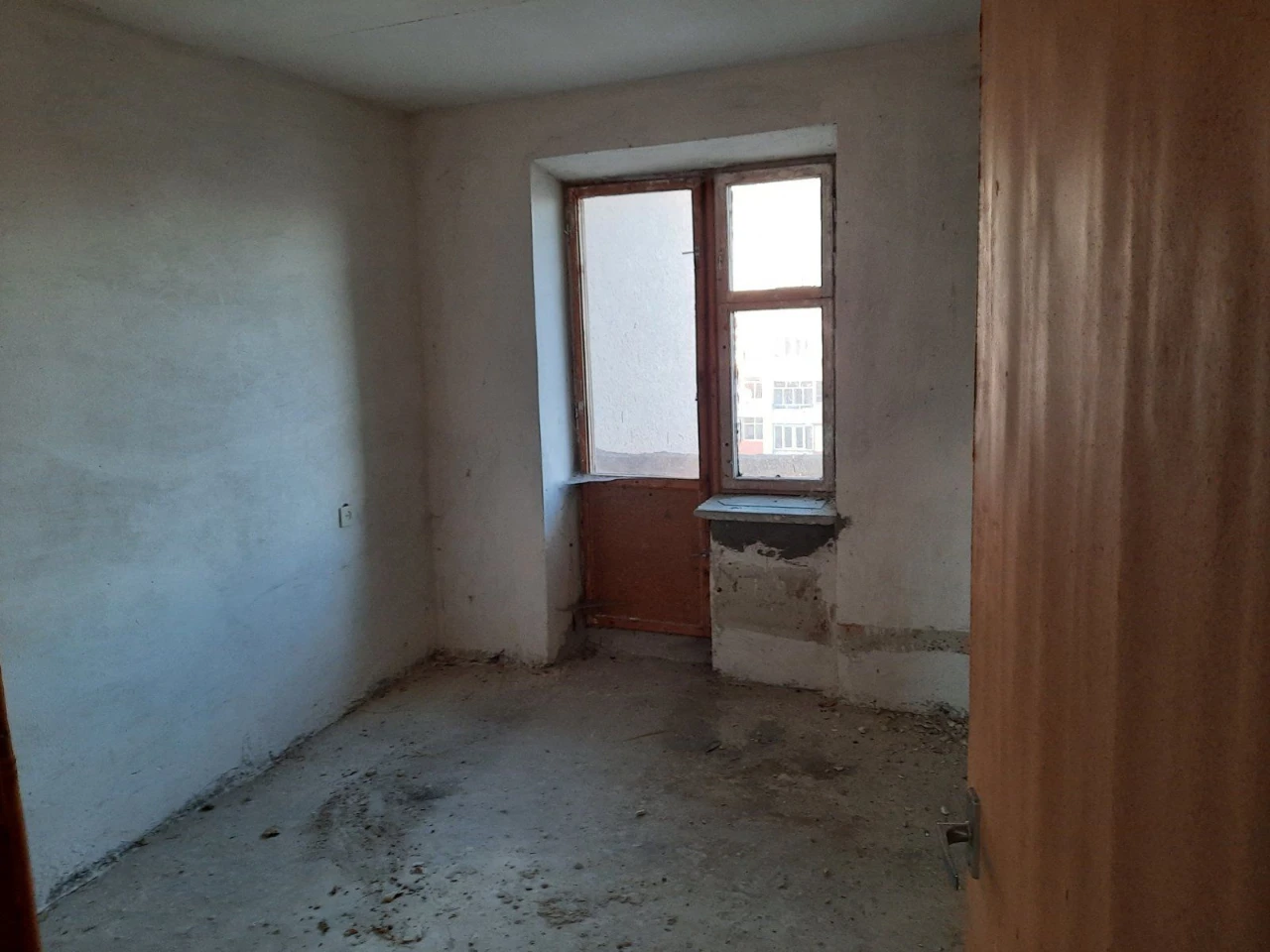 Власник. Продам трьох кімнатну квартиру в курорті Моршин 70м