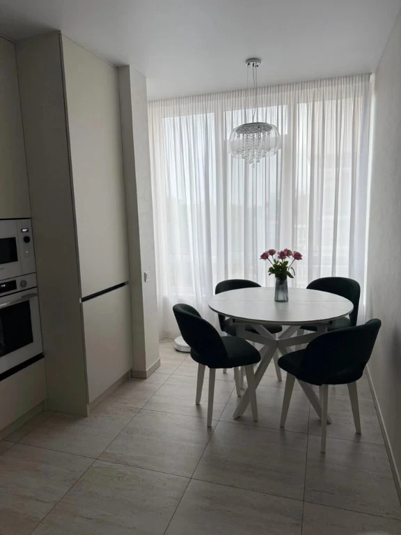 Продаж 2 кімн квартра 60 м² 8/8 м.Дубляни 140000$