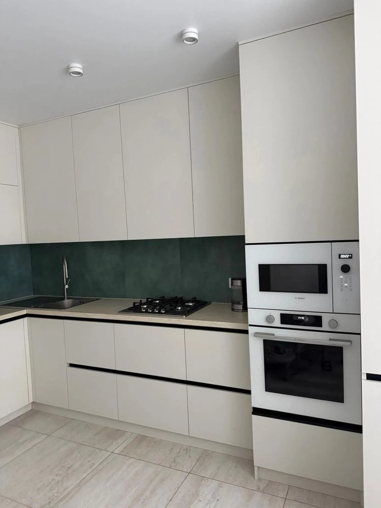 Продаж 2 кімн квартра 60 м² 8/8 м.Дубляни 140000$