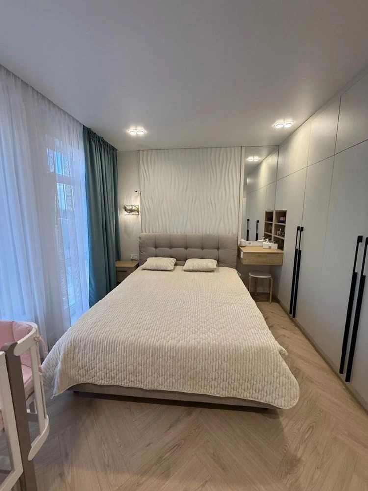 Продаж 2 кімн квартра 60 м² 8/8 м.Дубляни 140000$