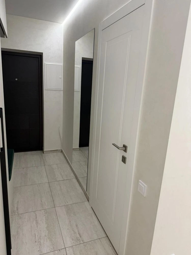 Продаж 2 кімн квартра 60 м² 8/8 м.Дубляни 140000$