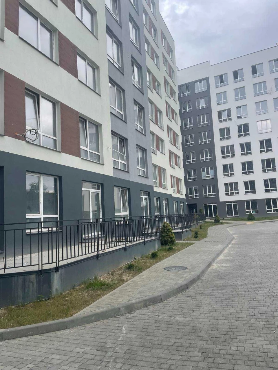 Квартира студія з терасою