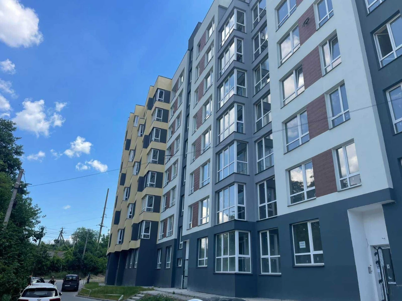 Квартира студія з терасою