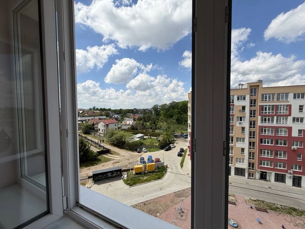 Продаж 2 кімн.квартира 75 м² 7/8 м.Дубляни ,вул.В.Великого