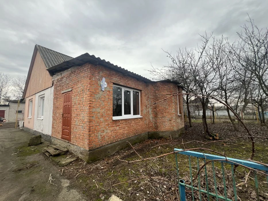 Продам дом с большим участком