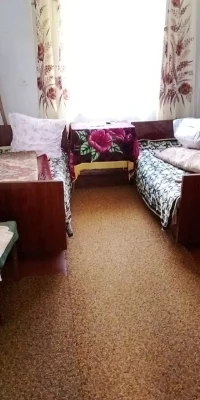 Продам квартиру в 4х квартирному будинку