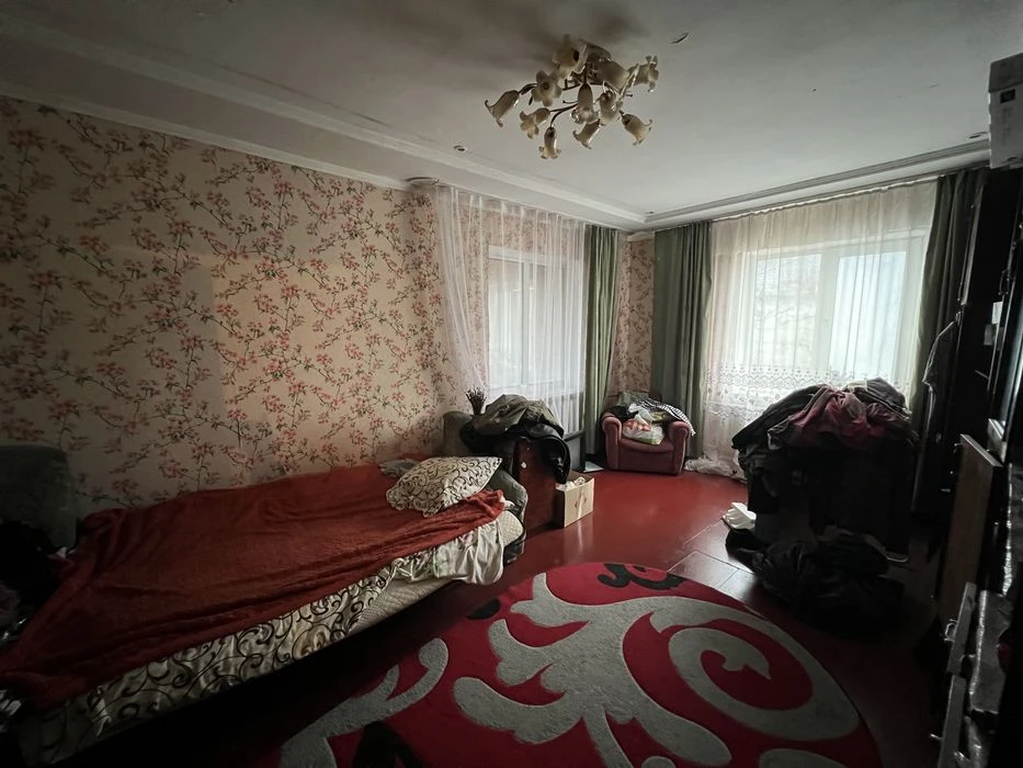 Продам дом с большим участком