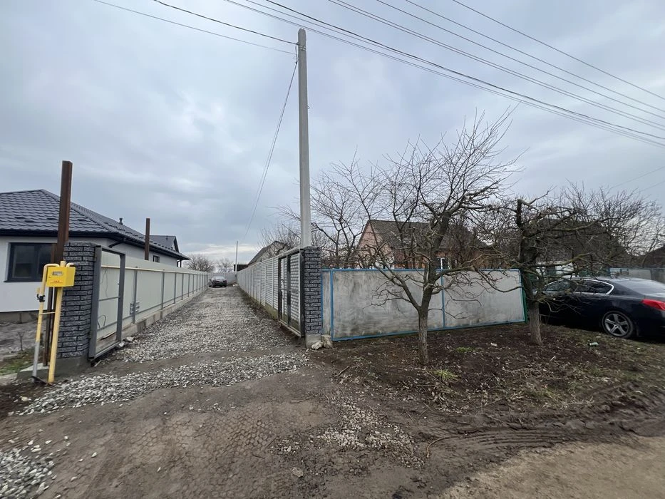 Продам дом с большим участком