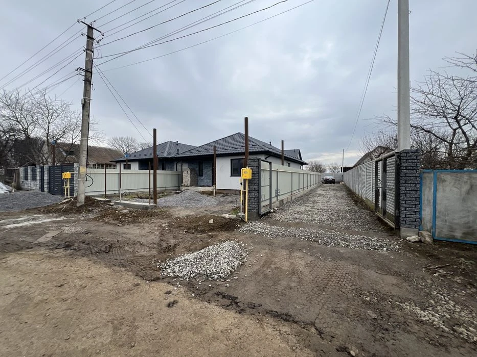 Продам дом с большим участком