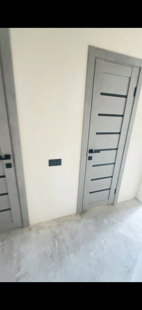Продається 3-кімнатна квартира в Чешках