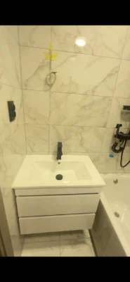Продається 3-кімнатна квартира в Чешках