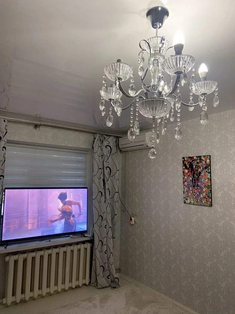 Продам однокомнатную квартиру:чешка,второй этаж35м.кв.35микр