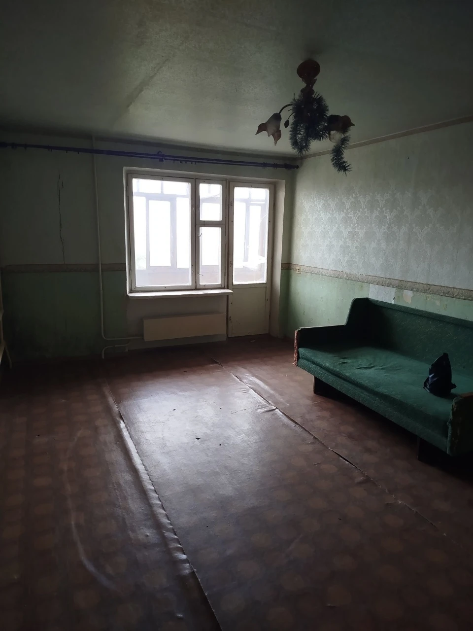 Продается 1-комнатная квартира в городе Покровске.