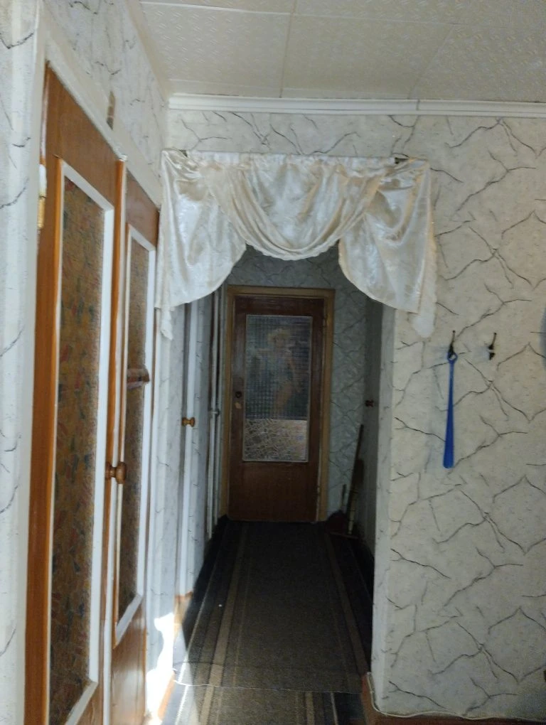 Просторная солнечная трехкомнатная квартира