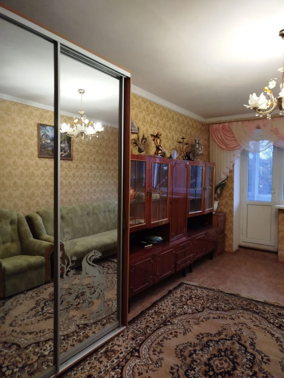 Продається 3-кімнатна квартира
