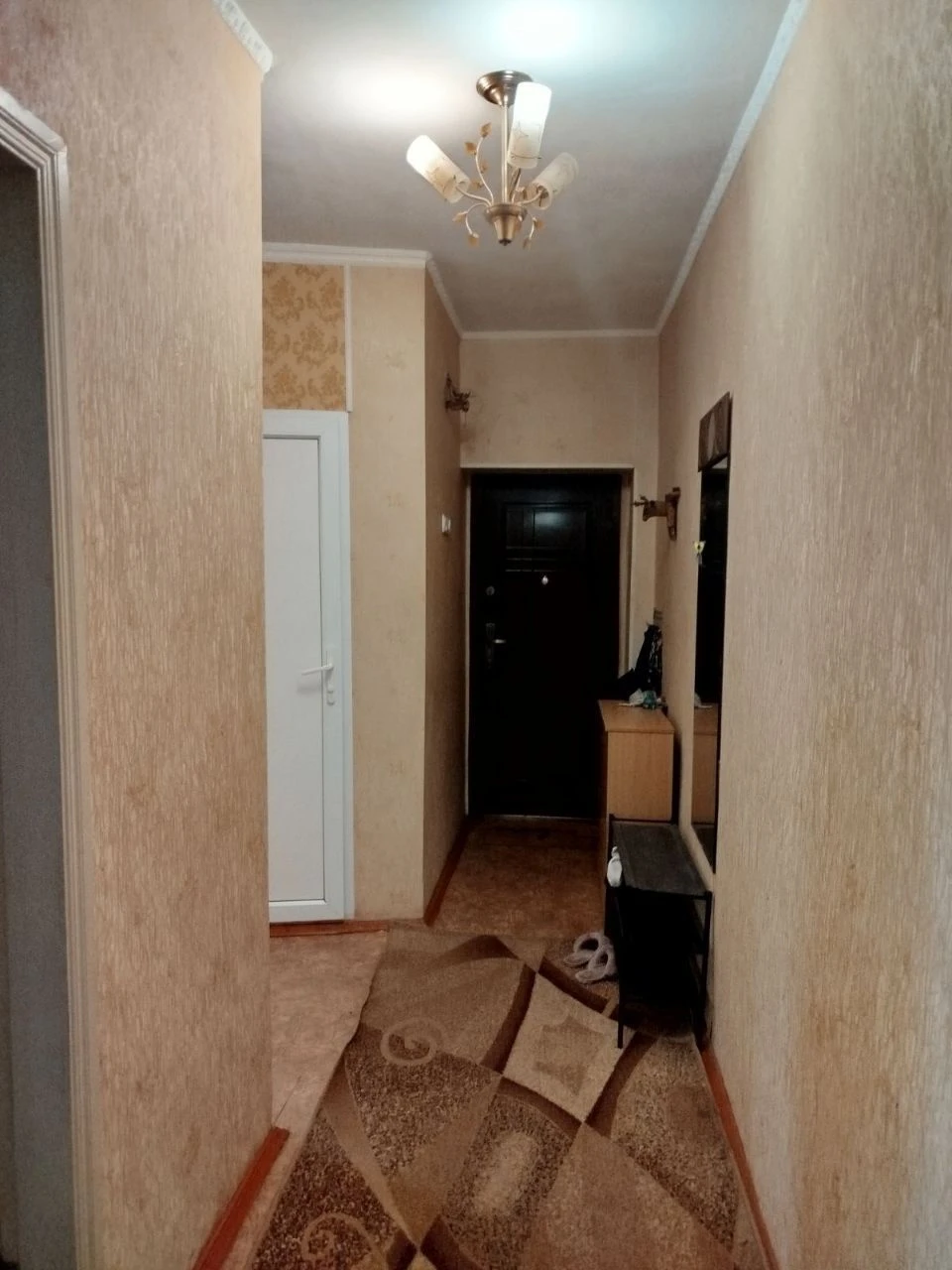 Продається 3-кімнатна квартира