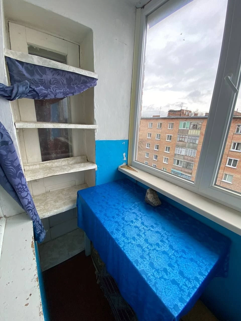 Квартира 4 кімнатна +3 сараї