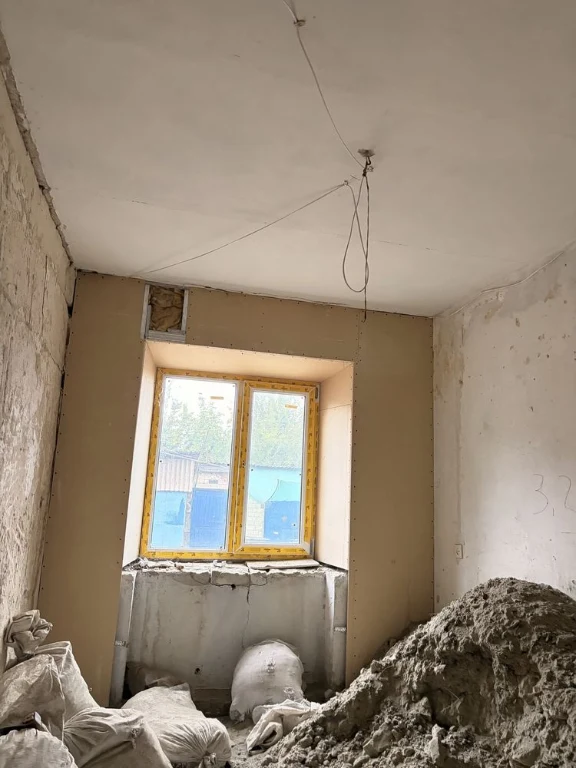 Продаж 3к квартири в центрі м. Верхівцеве СЕРТИФІКАТ