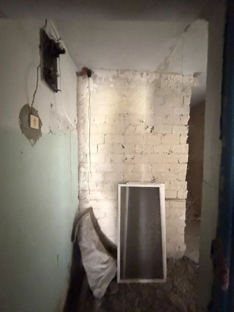 Продаж 3к квартири в центрі м. Верхівцеве СЕРТИФІКАТ