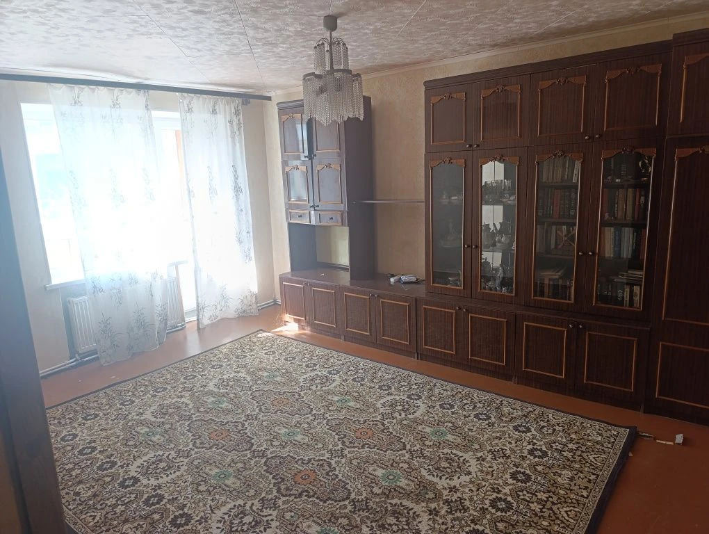 Продам 3 кімнатну квартиру по вул.Центральній