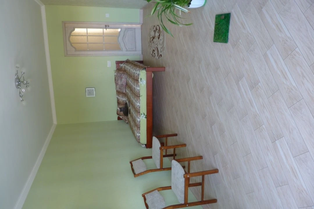 Selling a 3-bedroom apartment