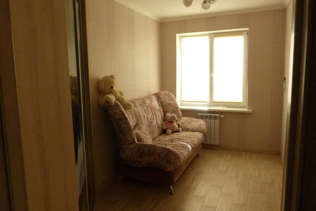 Selling a 3-bedroom apartment
