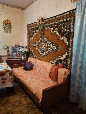 Продаж квартири з земеле Перещепино