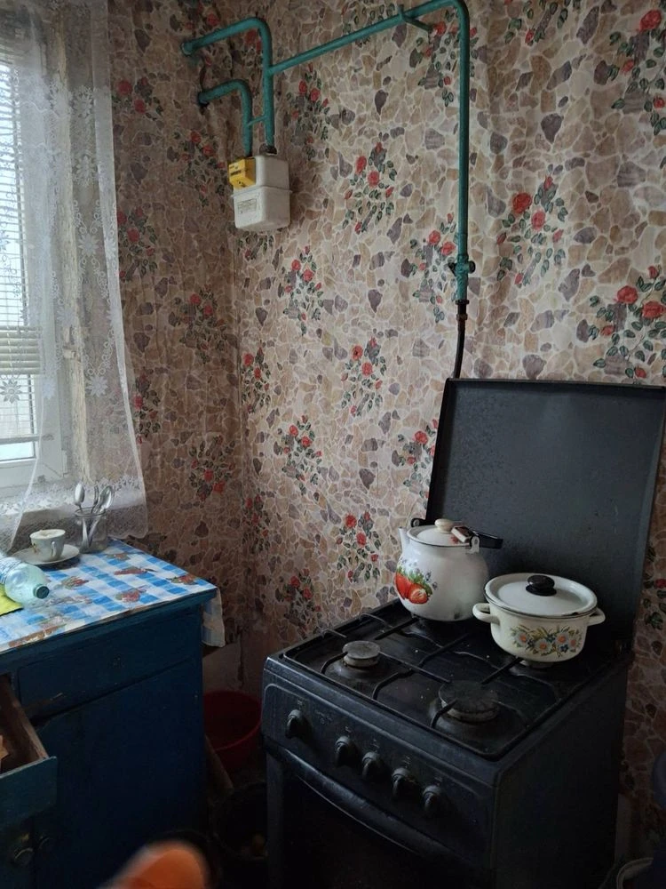Продаж квартири з земеле Перещепино