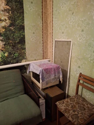 Продаж квартири з земеле Перещепино