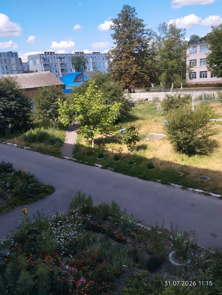 Продам двох кімнатну квартиру