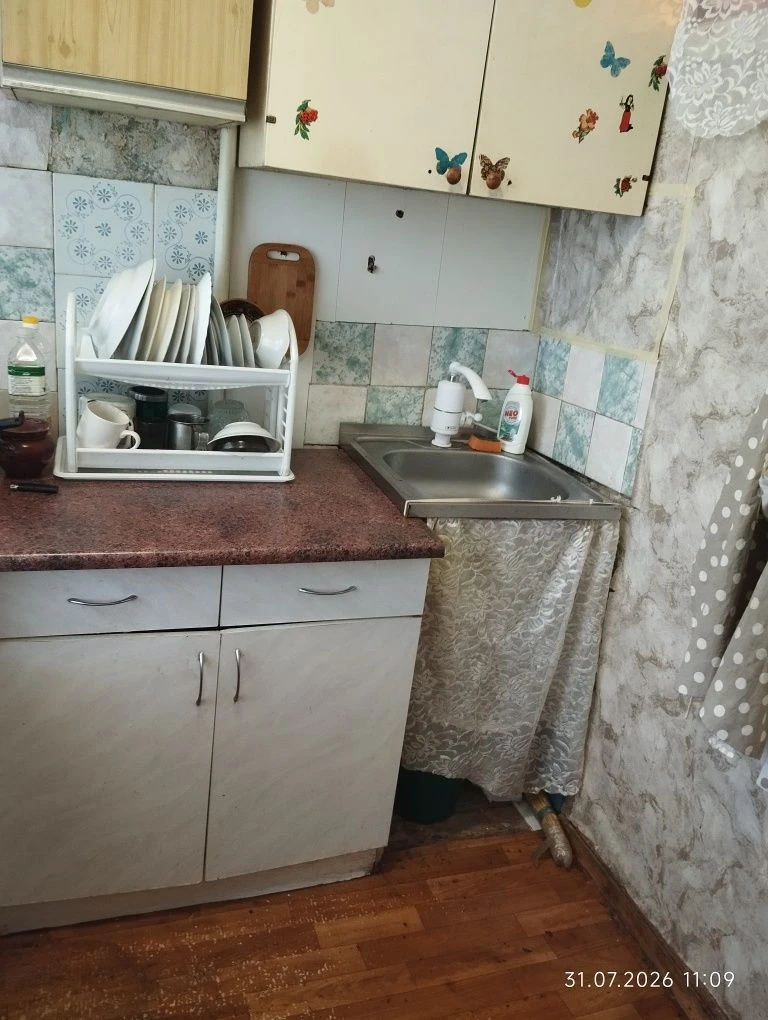 Продам двох кімнатну квартиру