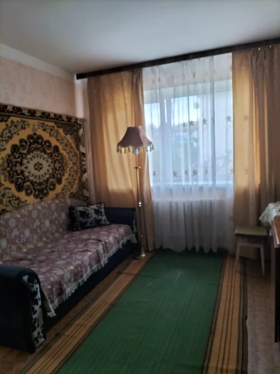 For Sale: 2-bedroom apartment in Rzhishiv, Kyiv region.