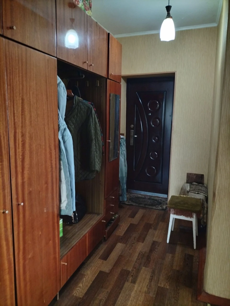 Продам 2 кімнатну квартиру в м. Ржищів, Київської області.