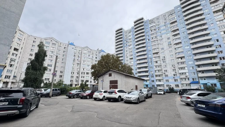 Простора 1к квартира  54.1 м. Боярка вул. Білогородська, 51