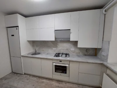 Продаж 1-к квартири з ремонтом та підвальним приміщенням