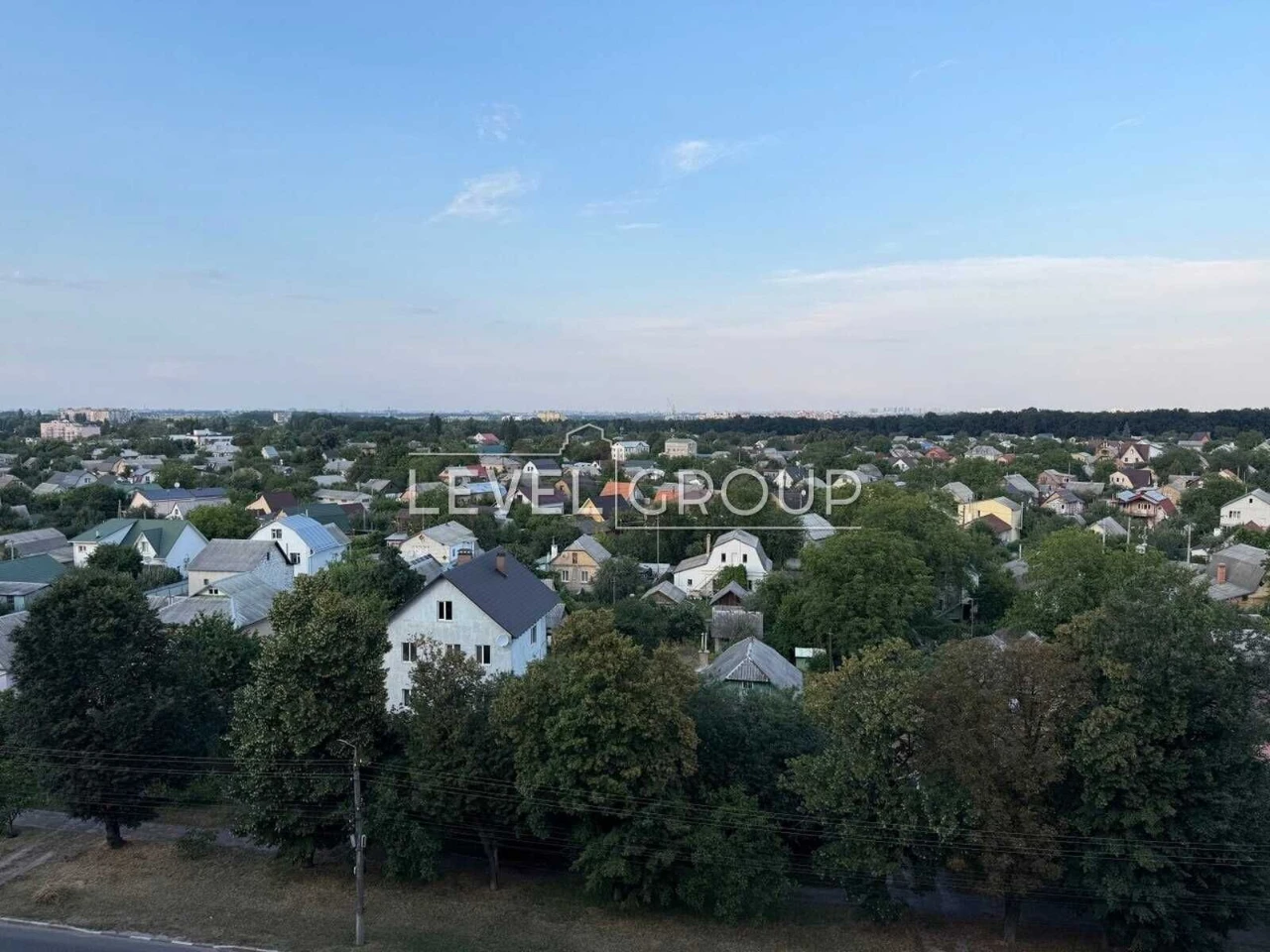Продаж сучасної 3-кімнатної квартири 76 м² з ремонтом